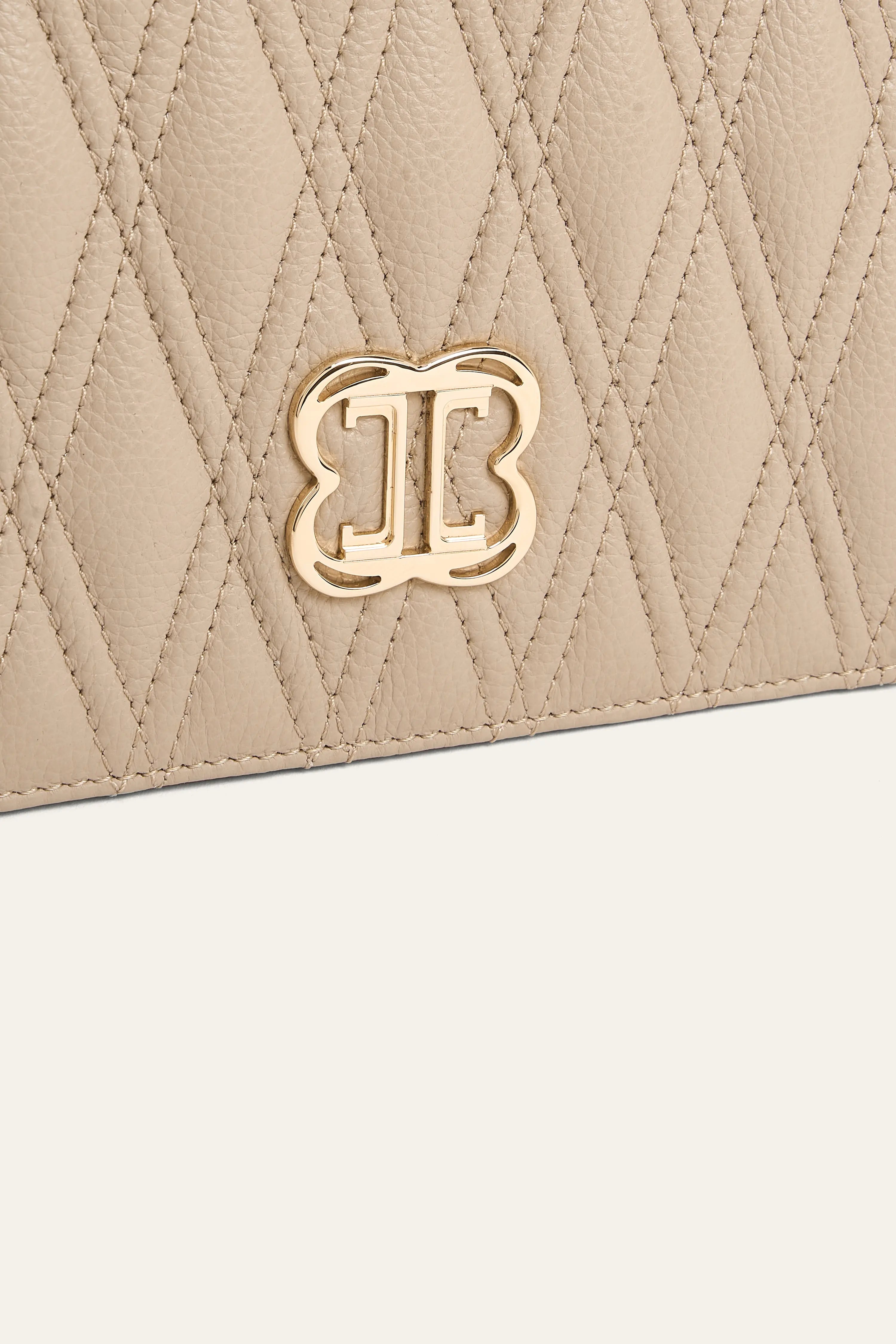 0036 BIANCA Quilted Leather Bag