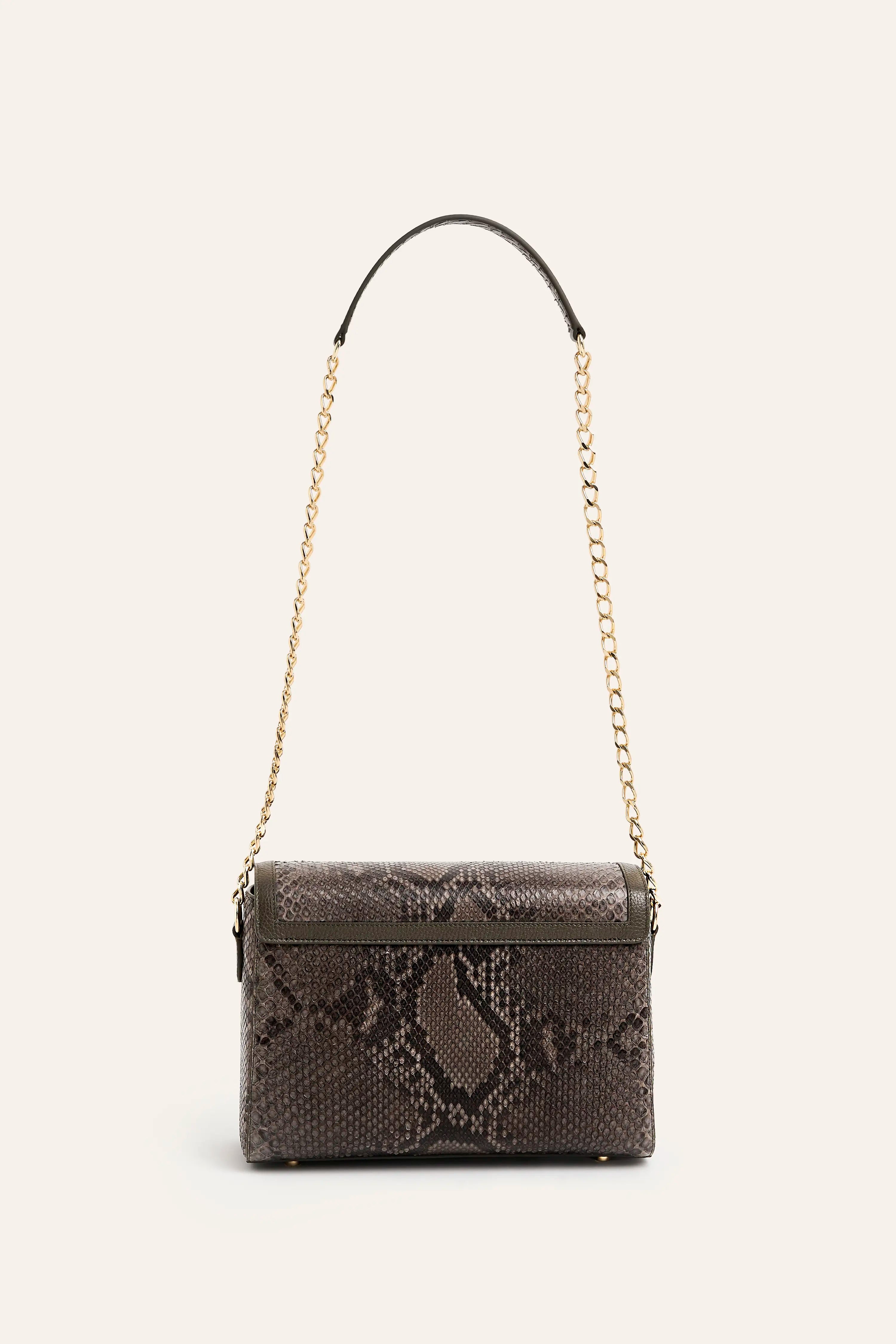 0038 WMN BAG