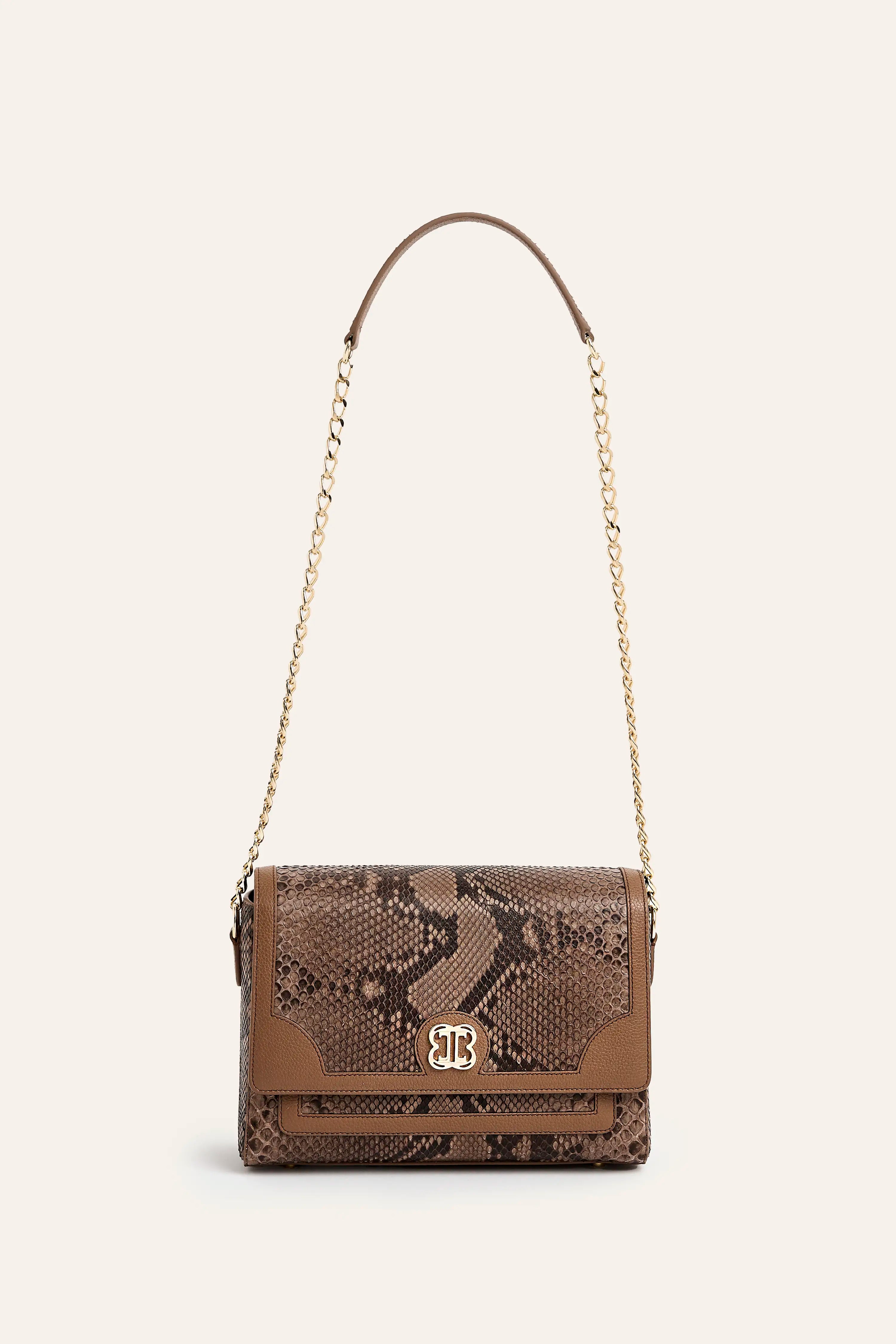 0038 WMN BAG