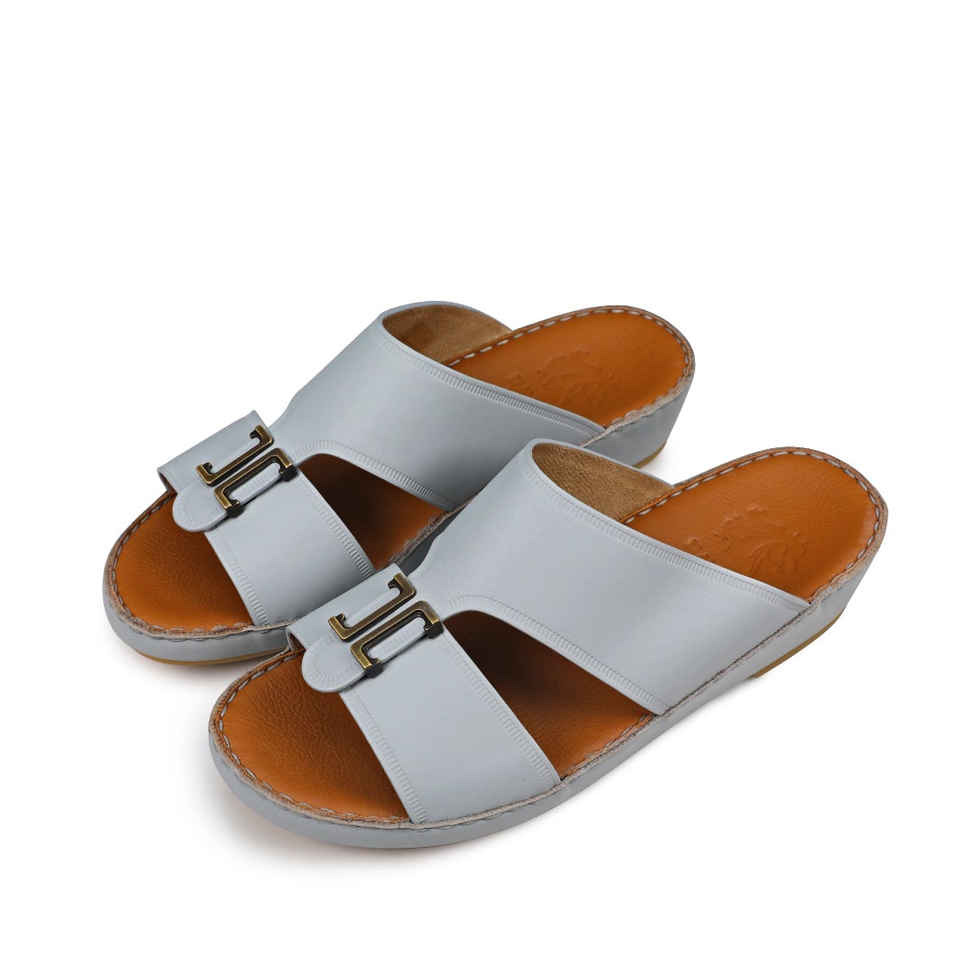 best Arabic sandals with the best original leather for men hand-made in Italy get the best quality Arabic sandals