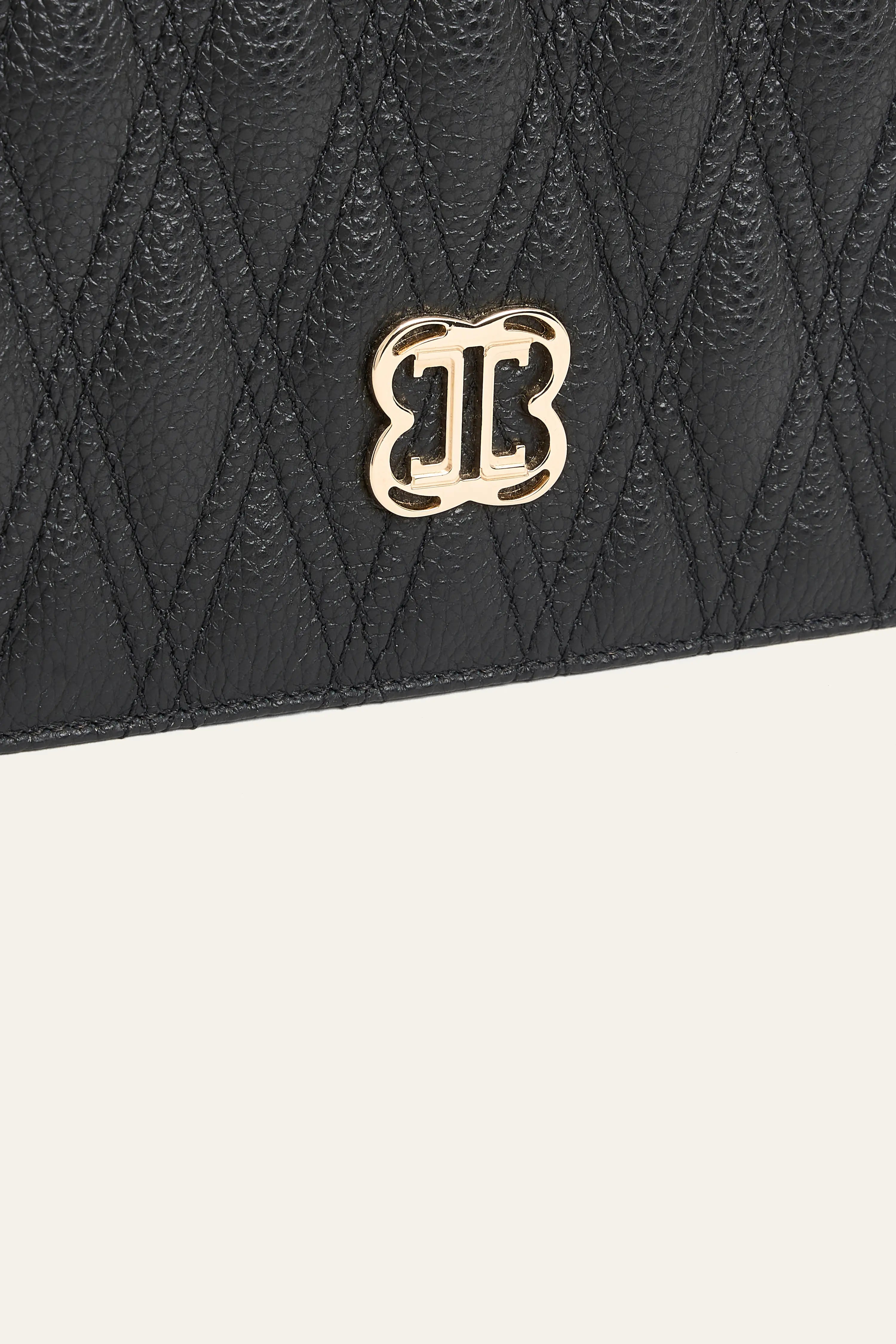 0036 BIANCA Quilted Leather Bag